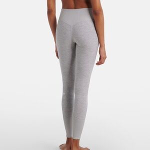 BNWOT ALO YOGA LEGGINGS